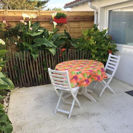 ארס-אן-רה Petite Maison Dans Le Jardin מראה חיצוני תמונה